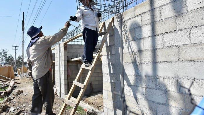 En peligro constructores por reforma a INFONAVIT