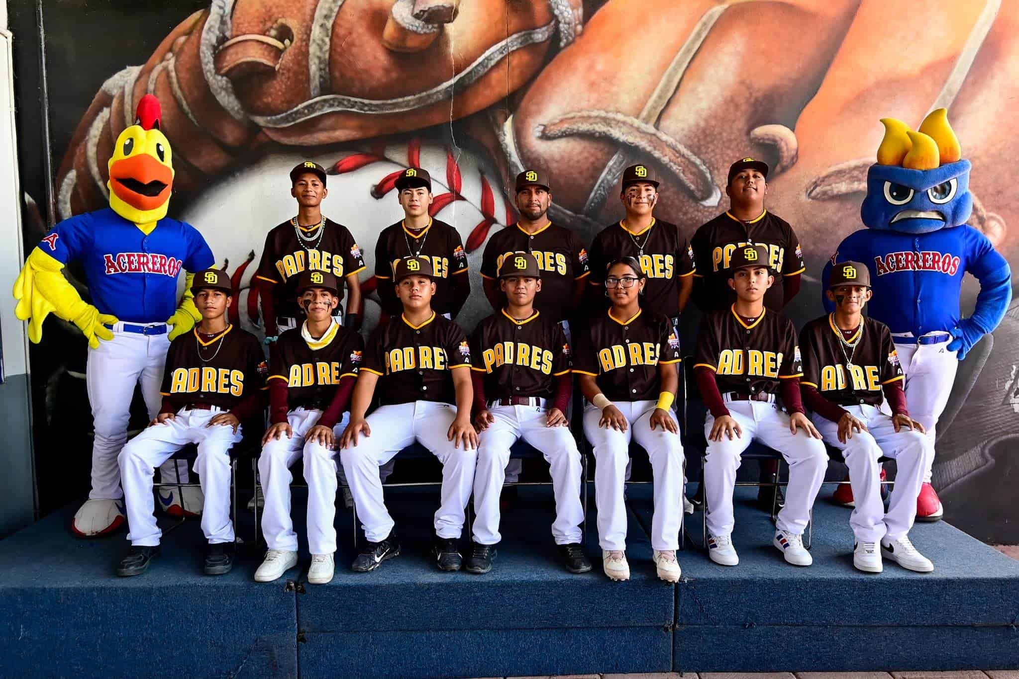 Los Padres lideran el standing con marca perfecta de 6-0, en la Liga de Béisbol Furiazul.