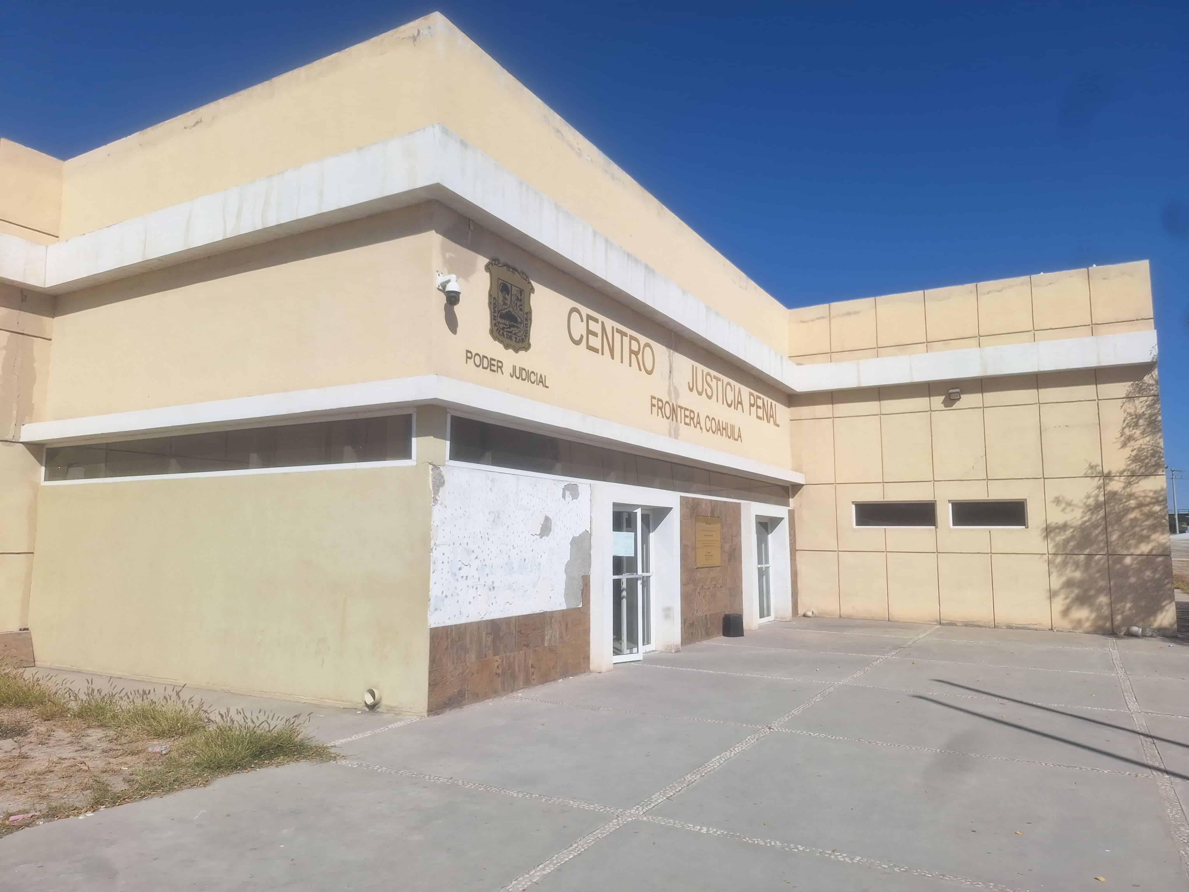 A prisión hombre por golpear a su papá.