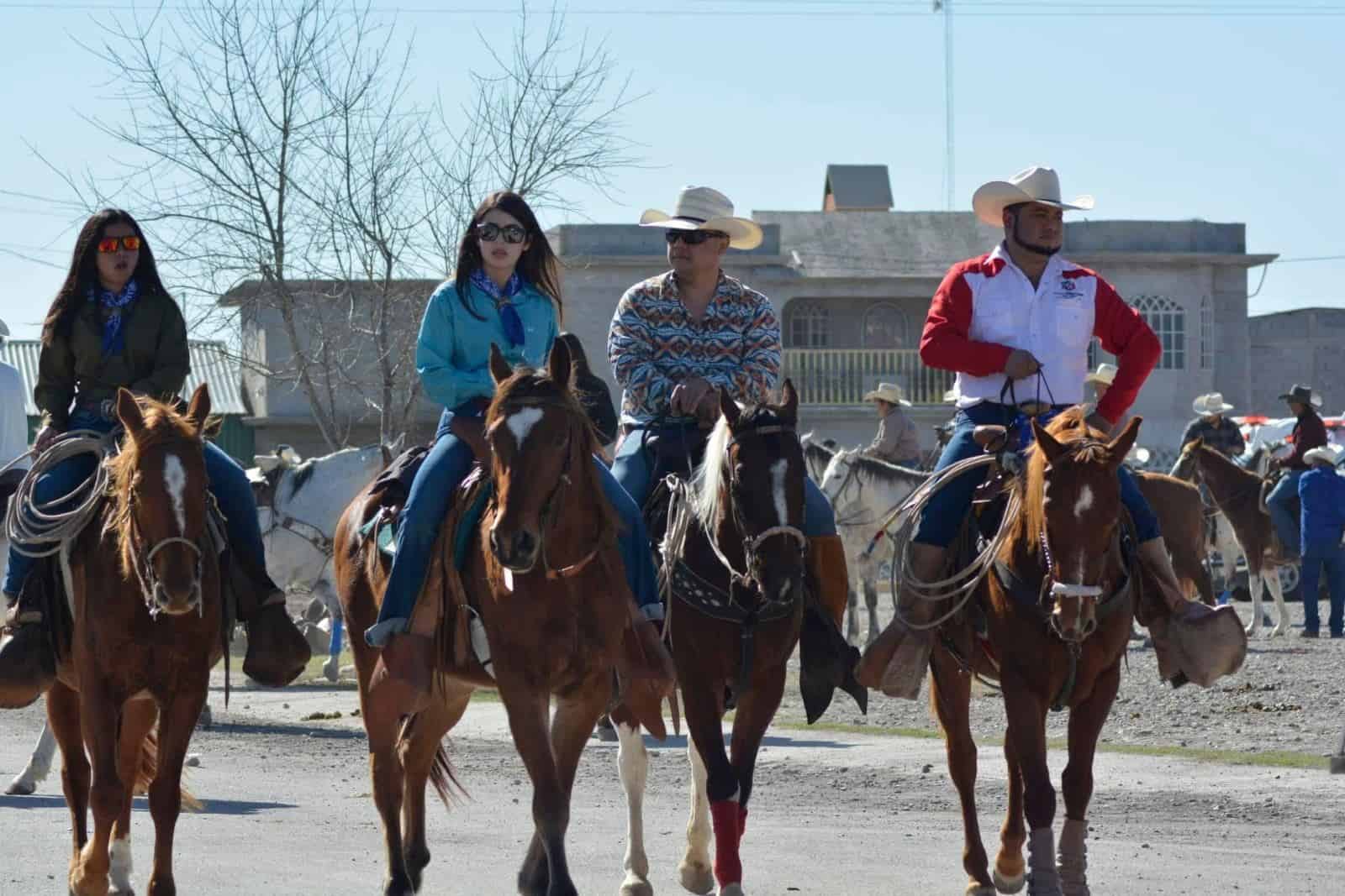 Todo listo para la Cabalgata de Zaragoza 2025