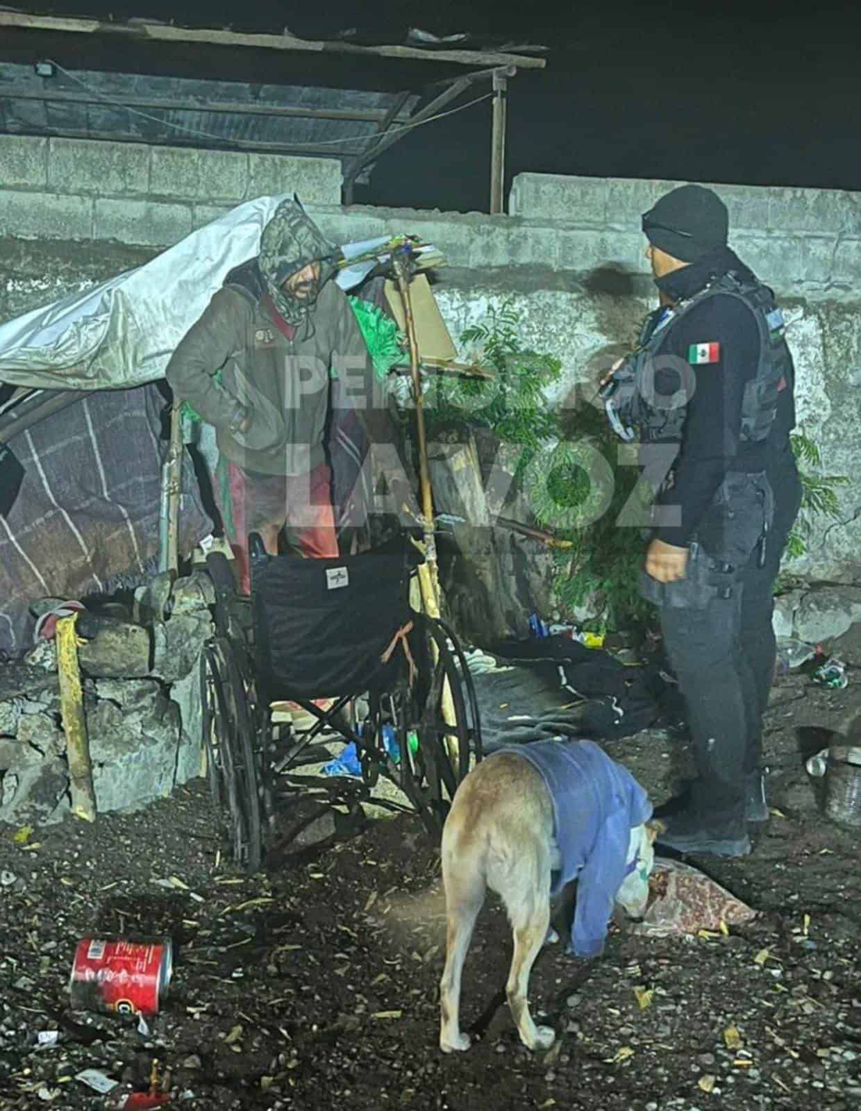 Protección Civil y SPM rescatan a persona en situación de calle en Múzquiz