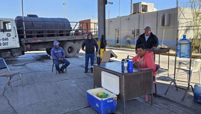 Pese al frío se mantiene en AHMSA