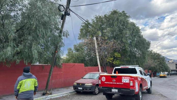 Deja viento y lluvia daños en la capital