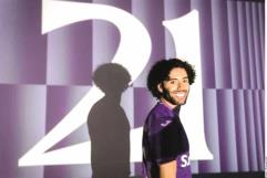 Presentan a Chino Huerta en el Anderlecht de Bélgica 