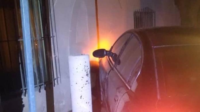 Joven embarazada sale ilesa tras accidente en Allende Joven embarazada sale ilesa tras accidente en Allende