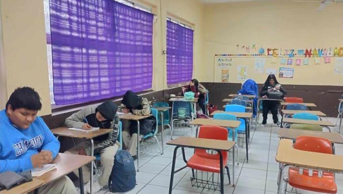 Temperaturas extremas retrasan regreso a clases en Acuña