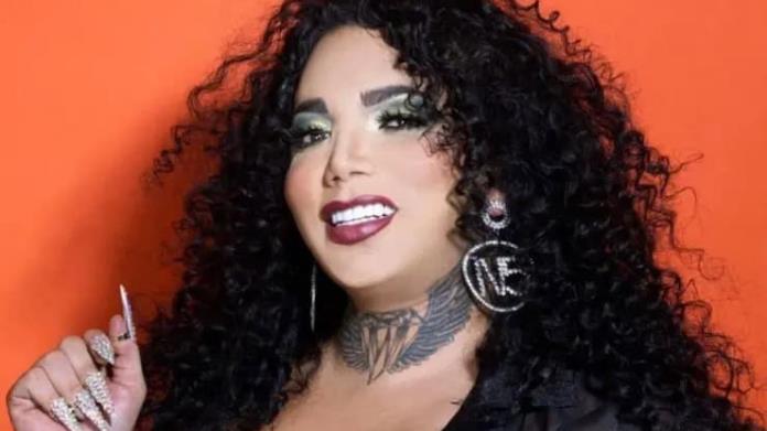 Paola Suárez es hospitalizada para someterse a una serie de cirugías estéticas Paola Suárez es hospitalizada para someterse a una serie de cirugías estéticas