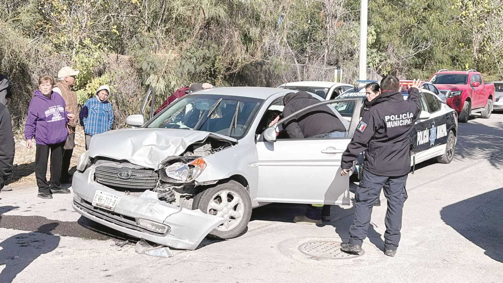 Se le ´mete´ a conductora