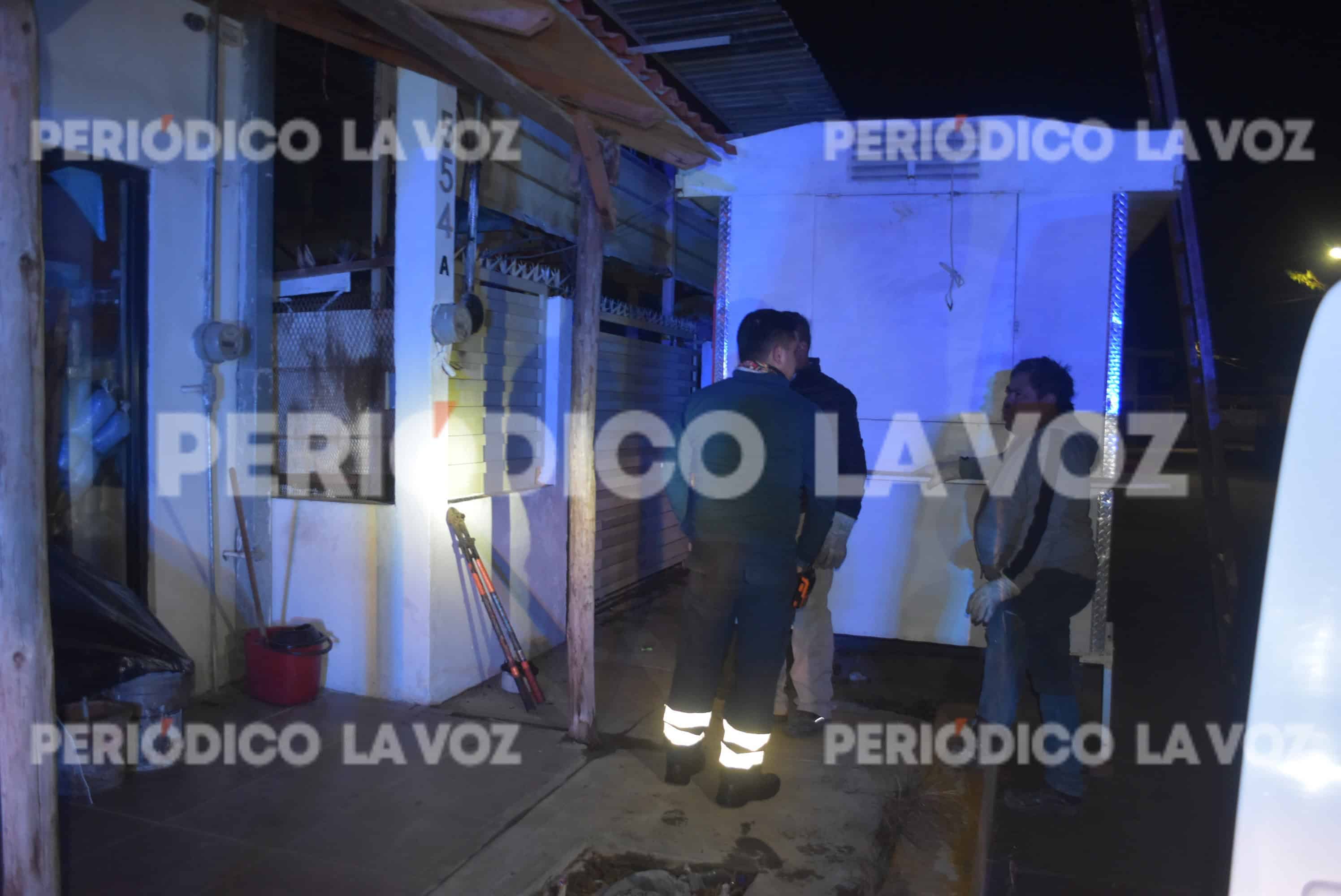 Evitan preventivos  incendio en taller