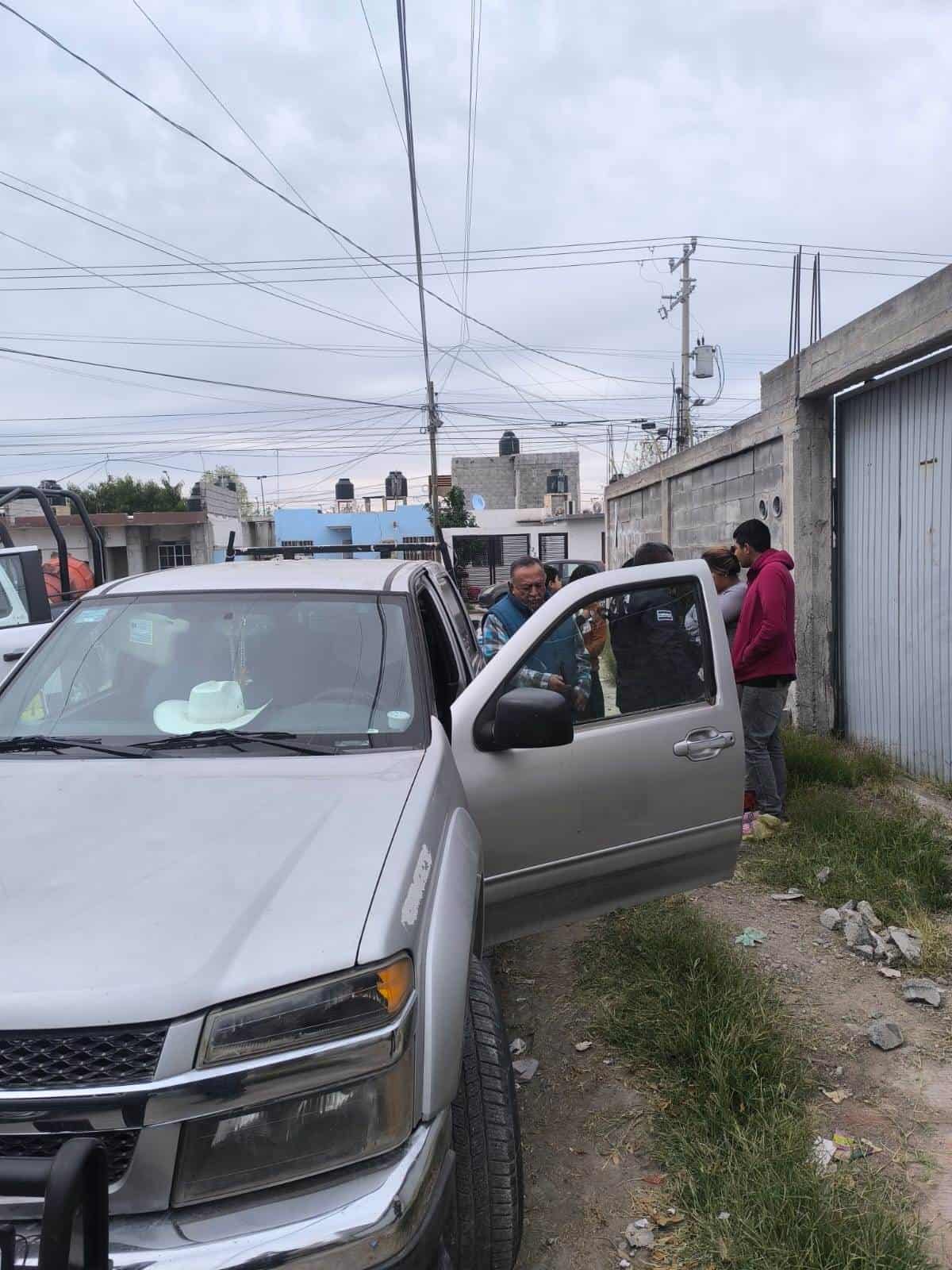 Cachan a ladrón con ´las manos en la masa´