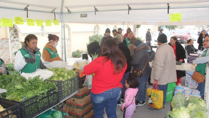 Llega mercadito a la Occidental