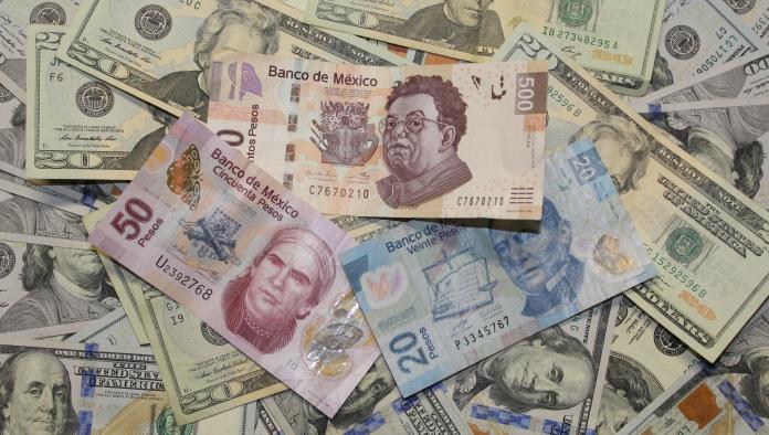 Peso continúa su depreciación frente al dólar