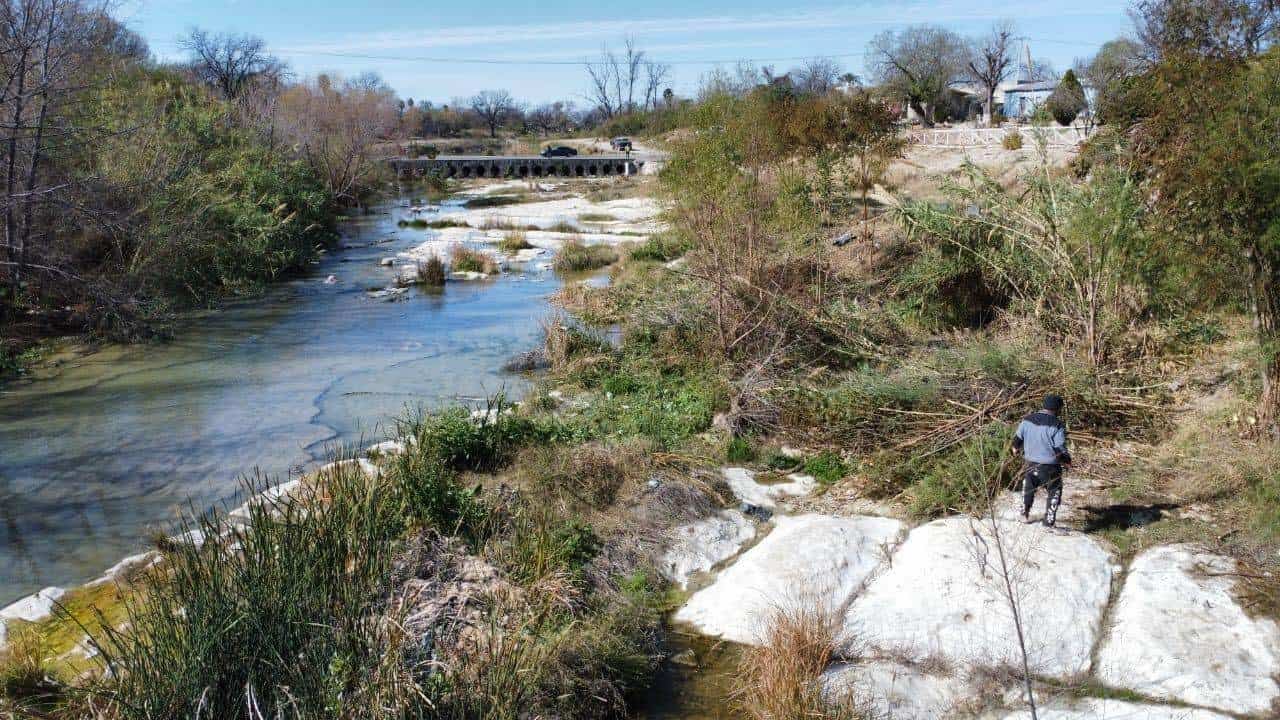 El programa Con Todo el Corazón inicia con la limpieza del Arroyo Las Vacas