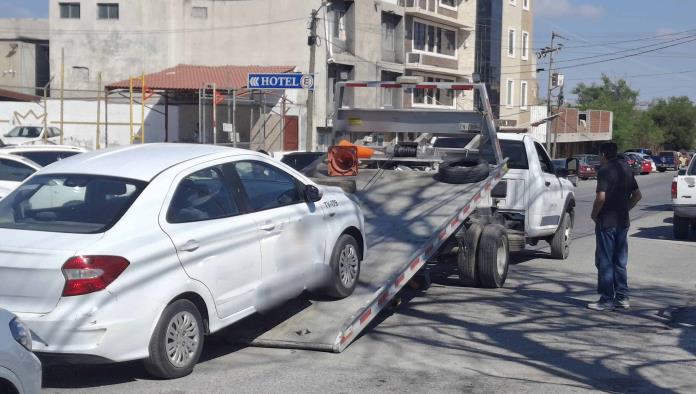 Quitan servicio de grúas municipales