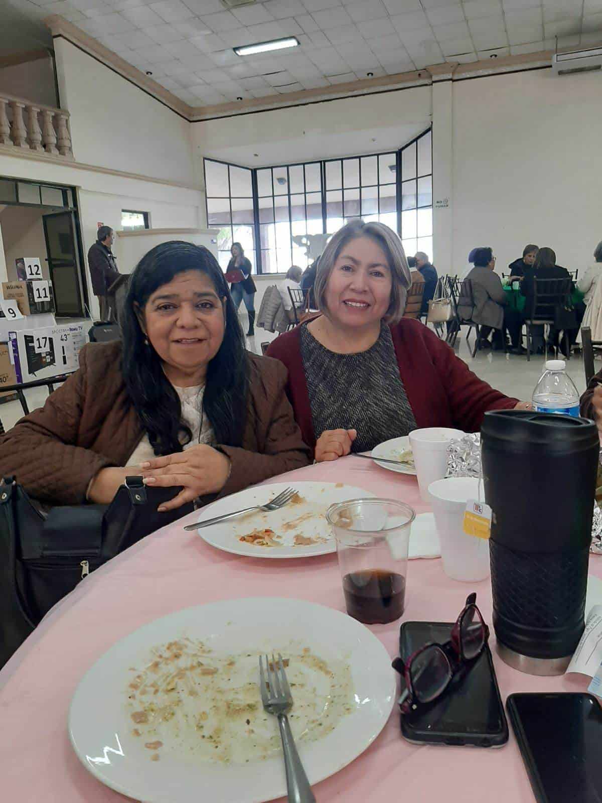 Celebran a Docentes Jubilados en Acuña: Un Reconocimiento a su Trayectoria