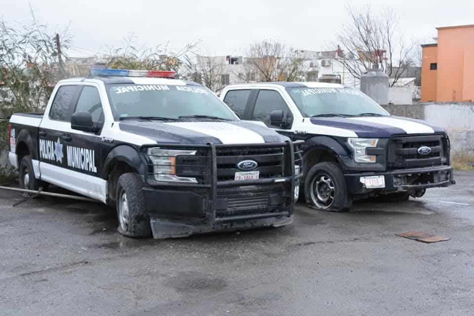 A subasta 39 patrullas de Seguridad Pública que se encuentran en estado de chatarra.