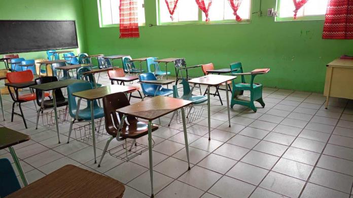 Baja asistencia escolar en Ciudad Acuña debido a las bajas temperaturas Baja asistencia escolar en Ciudad Acuña debido a las bajas temperaturas