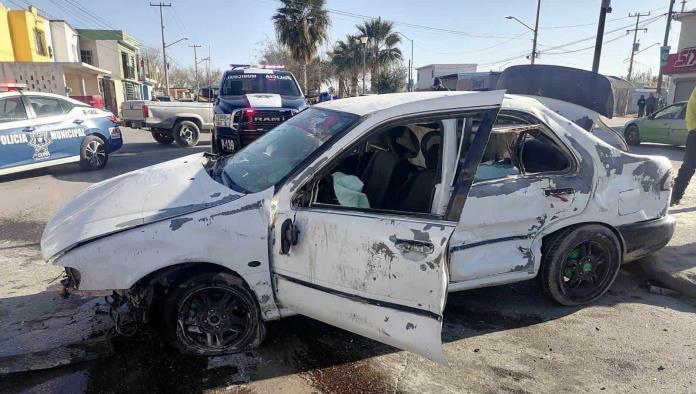 Accidente vehicular en Ciudad Acuña por exceso de velocidad deja a un herido