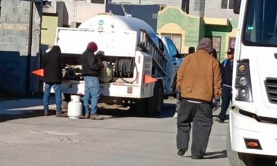 BOMBEROS ATIENDEN 8 FLAMAZOS DE GAS