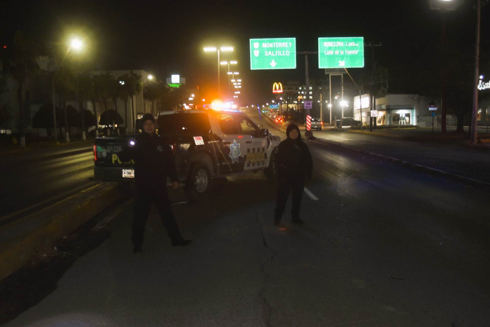 Cierran parcialmente puentes en Monclova por bajas temperaturas