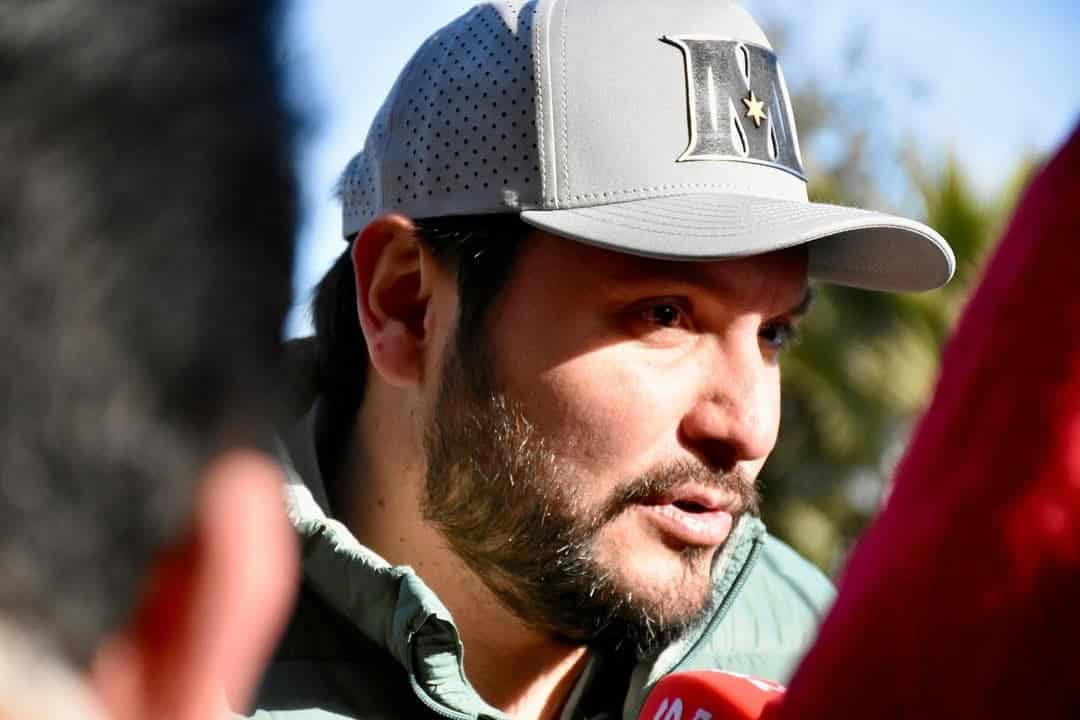 Carlos Villareal Pérez, alcalde.