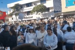 Marchan en Culiacán tras fallecimiento de Alexander y Gael tras ataque criminal