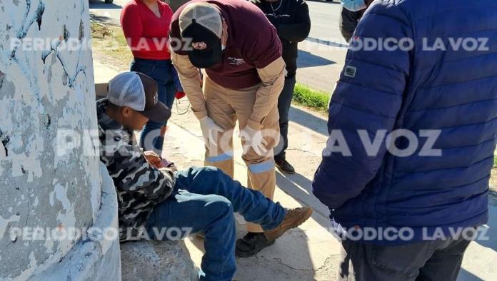 Tumba a motociclista