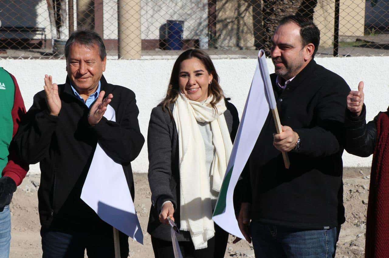 Arranca Óscar Ríos más obras en San Juan de Sabinas