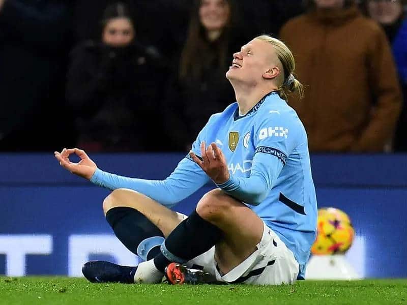 Manchester City le remonta al Chelsea.
