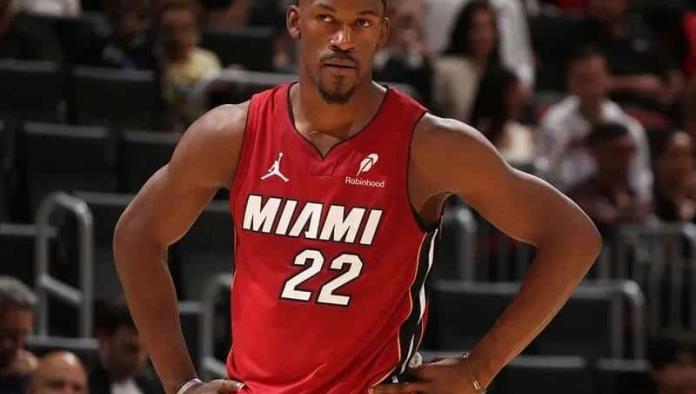 Jimmy Butler se hunde con el Heat; recibe tercer suspensión