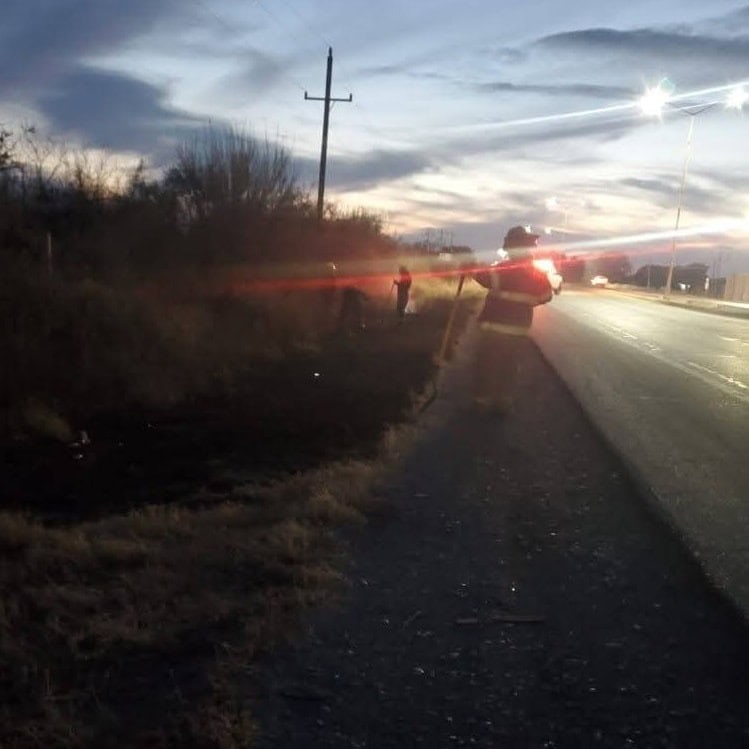 Bomberos de Allende combaten dos incendios en el municipio