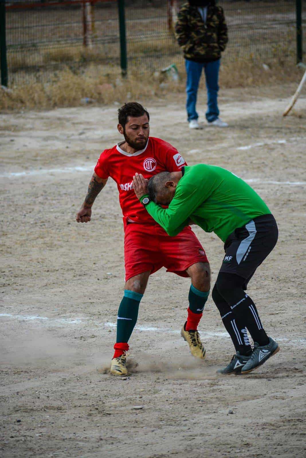 Agreden a árbitro en partido de fútbol local en Ciudad Acuña