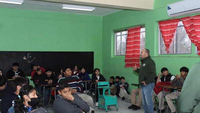 Conalep Acuña promueve su oferta educativa entre los jóvenes de secundaria