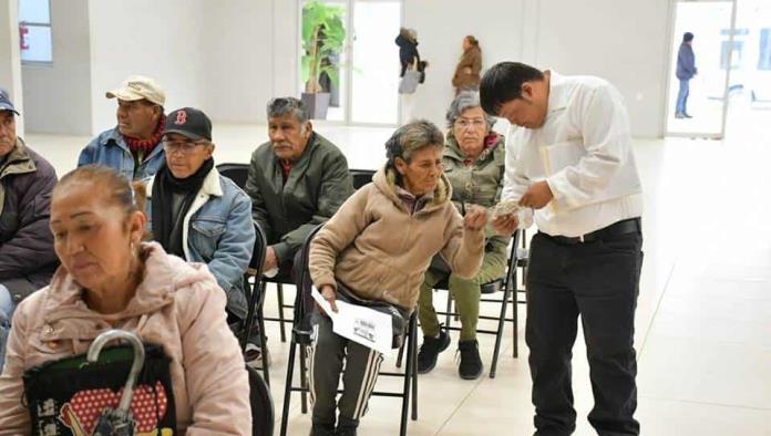 Adultos mayores participan en el Censo del Bienestar para mantener acceso a apoyos