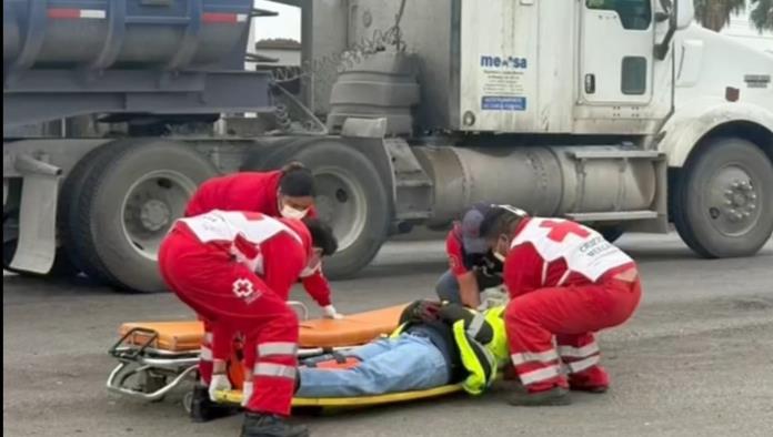 ¡Motociclista atropellado en Sabinas!