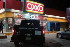 Aseguran a ladrón de OXXO en la colonia SUTERM