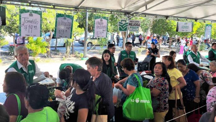 Apoya mercadito economía familiar, durante la cuesta de enero