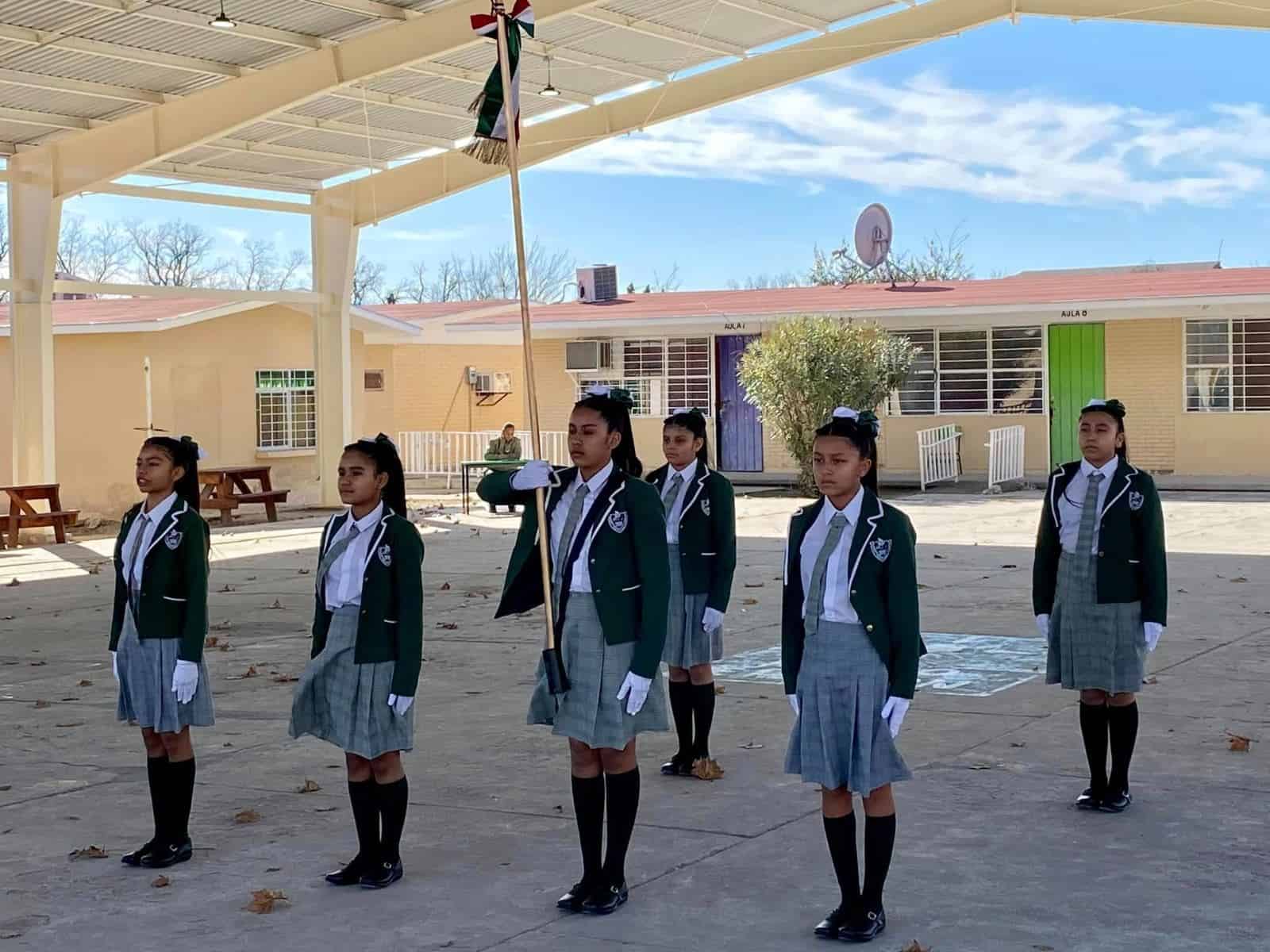 Primaria Manuel Acuña alberga el Concurso Estatal de Escoltas de Bandera 2024-2025