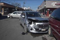 Por pasarse luz roja; Le destroza el ´chiquito´