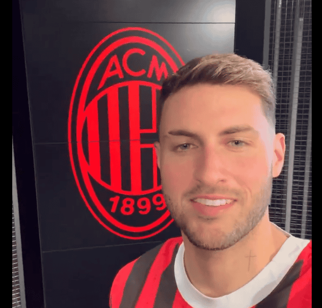 Captura de pantalla @acmilan
