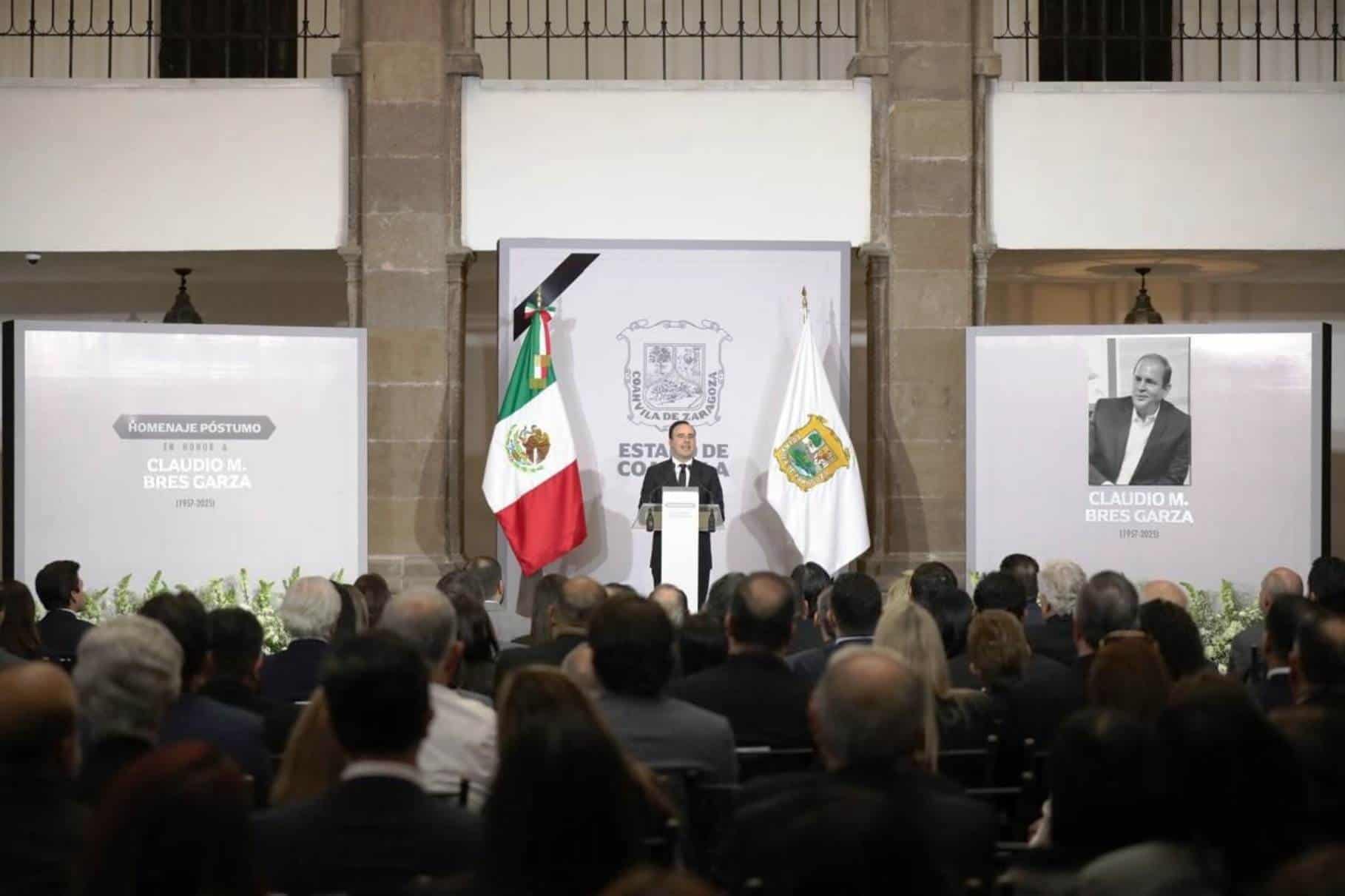 Rinden homenaje a Claudio Bres Garza