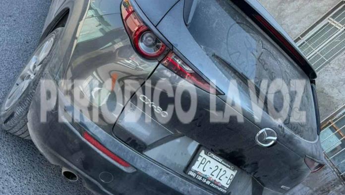 Se pasa el alto y provoca choque 
