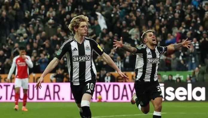 Newcastle elimina al Arsenal en Copa de la Liga