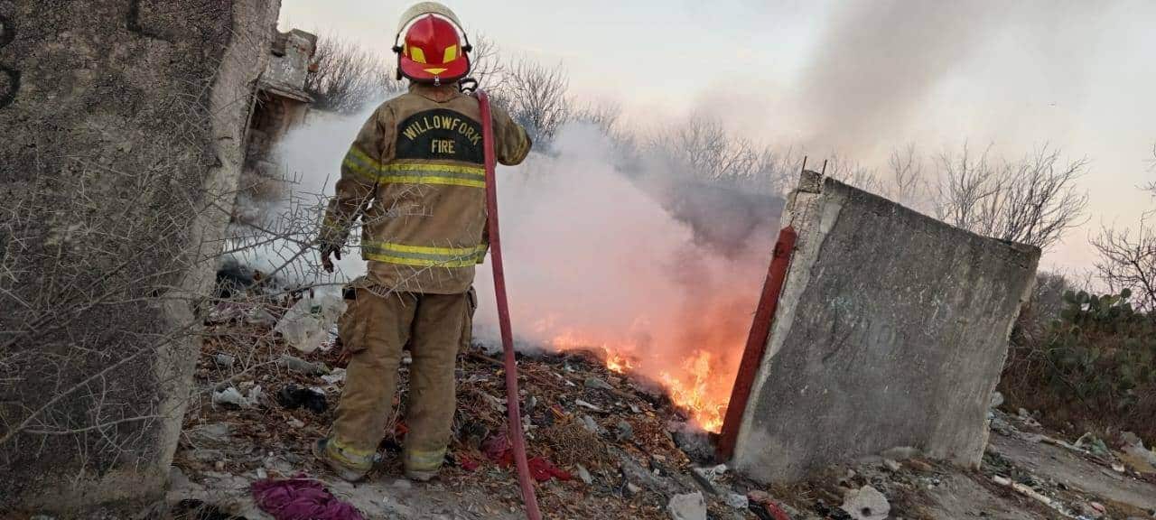 Bomberos controlan incendios en Allende sin personas lesionadas