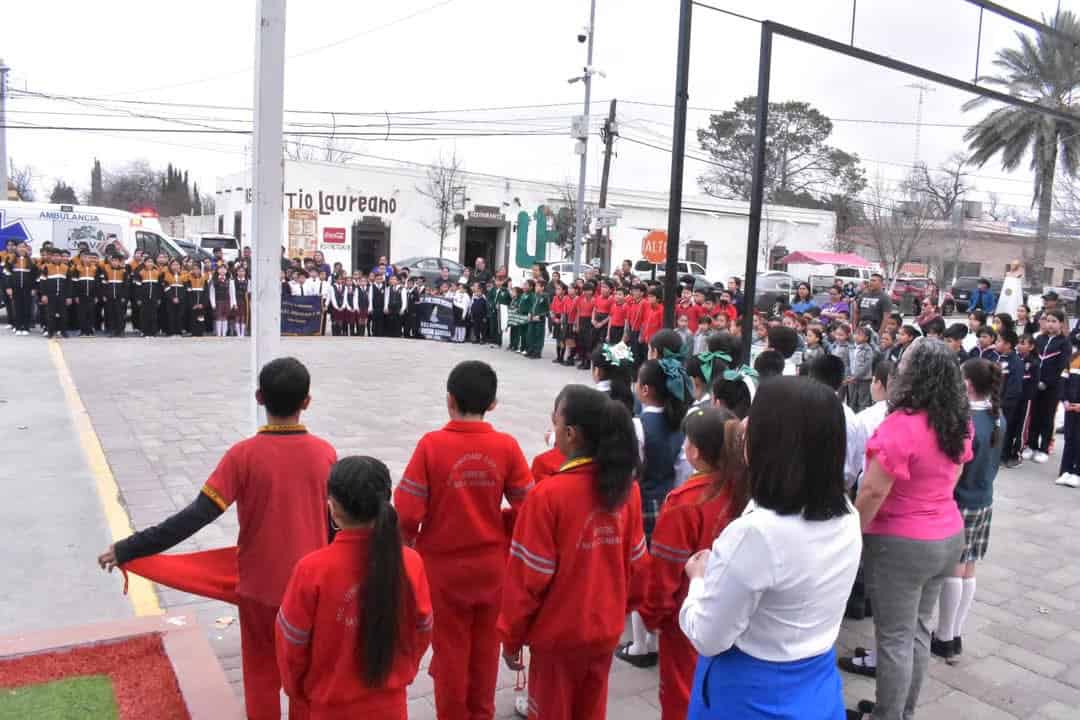 Conmemoran en Nava Aniversario de la Constitución de 1917