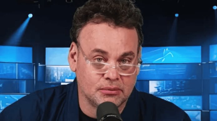 ¿Televisa o TV Azteca?; En donde pide Faitelson terminar su carrera ¿Televisa o TV Azteca?; En donde pide Faitelson terminar su carrera