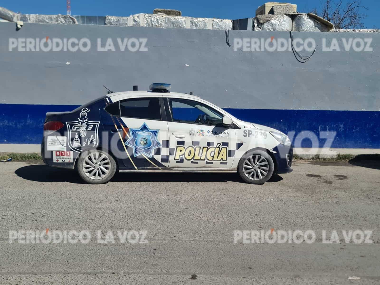 Los menores fueron escoltados por los oficiales, hasta la secundaria por no entrar a clases.