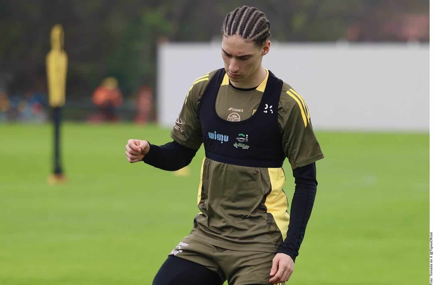 Marcelo Flores ya trabaja futbol; Chicha pasa susto 