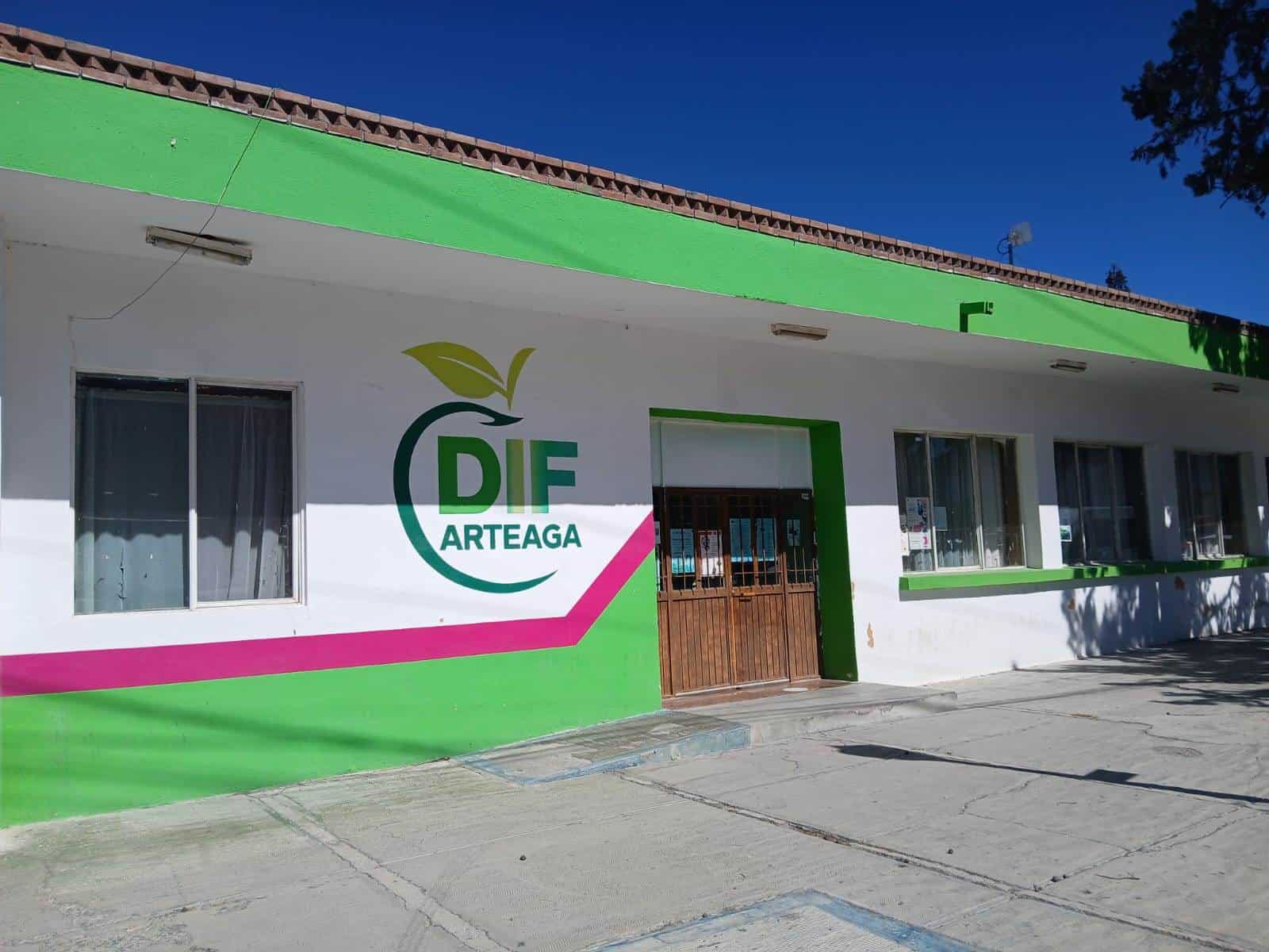 Apoya DIF en las preinscripciones