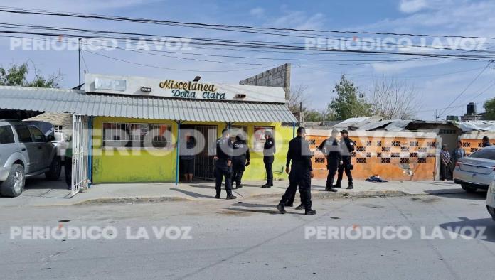 Golpean a abuelito y dañan su moto